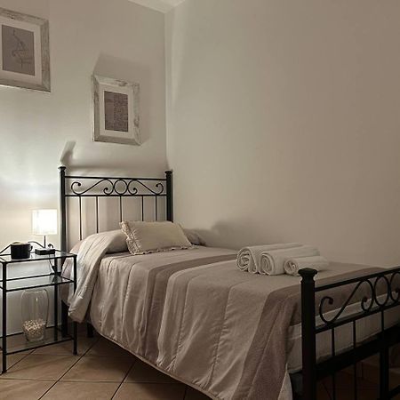 Le Terrazze Apartment เรกานาติ ภายนอก รูปภาพ