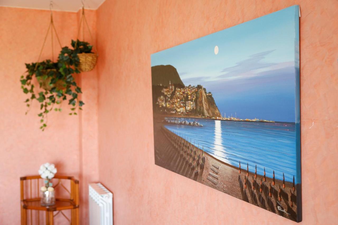 Le Terrazze Apartment เรกานาติ ภายนอก รูปภาพ