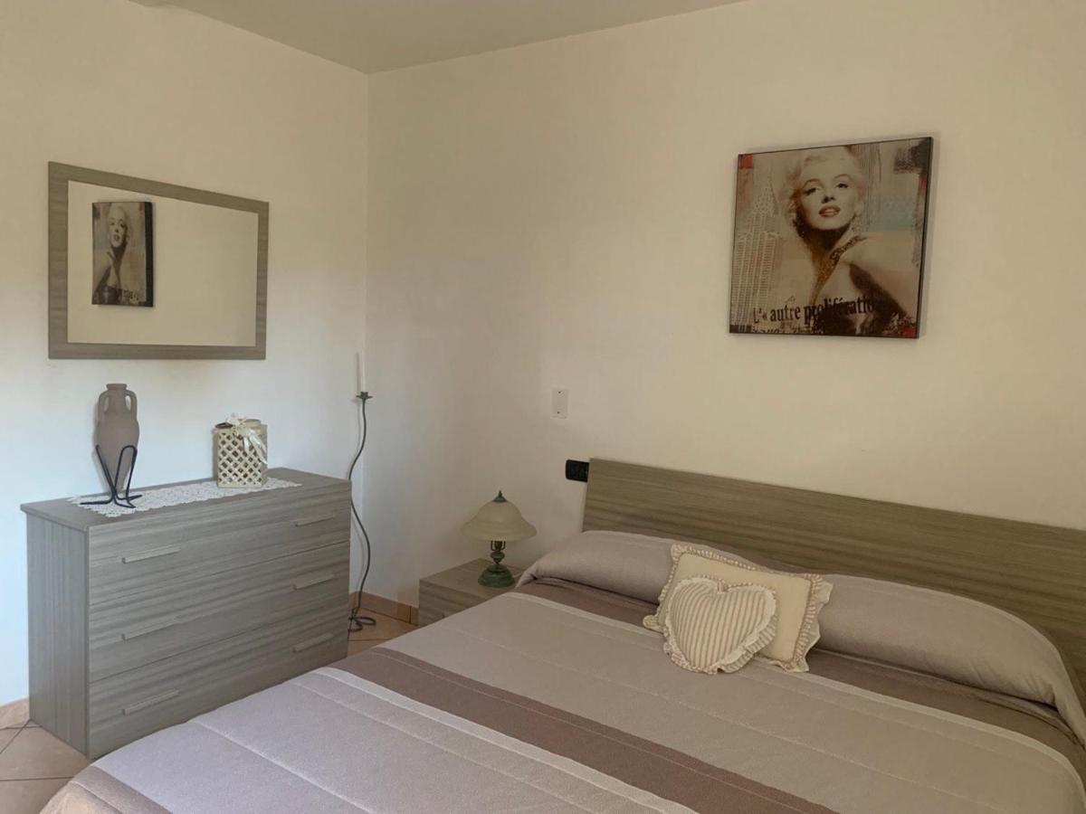Le Terrazze Apartment เรกานาติ ภายนอก รูปภาพ