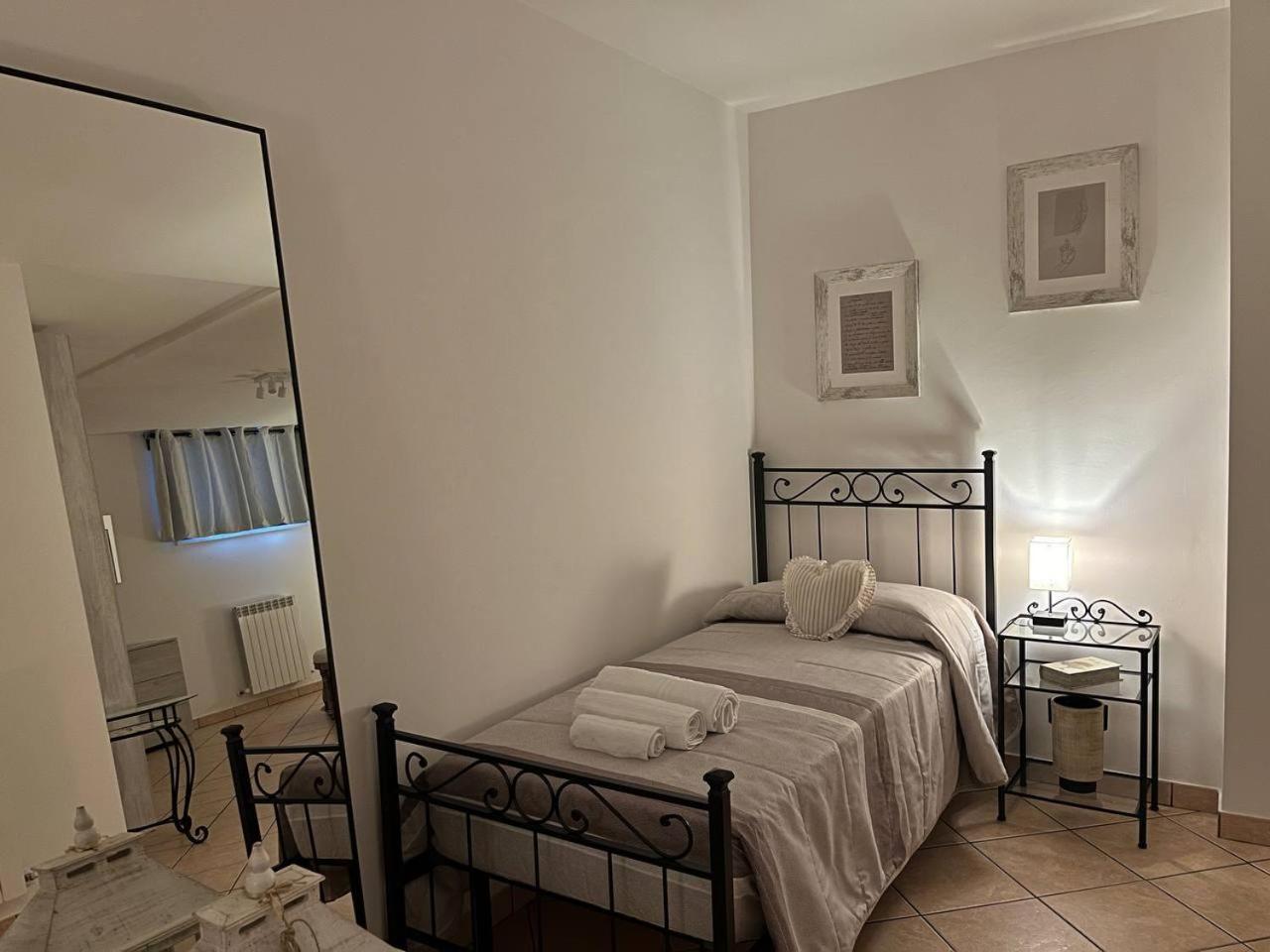Le Terrazze Apartment เรกานาติ ภายนอก รูปภาพ