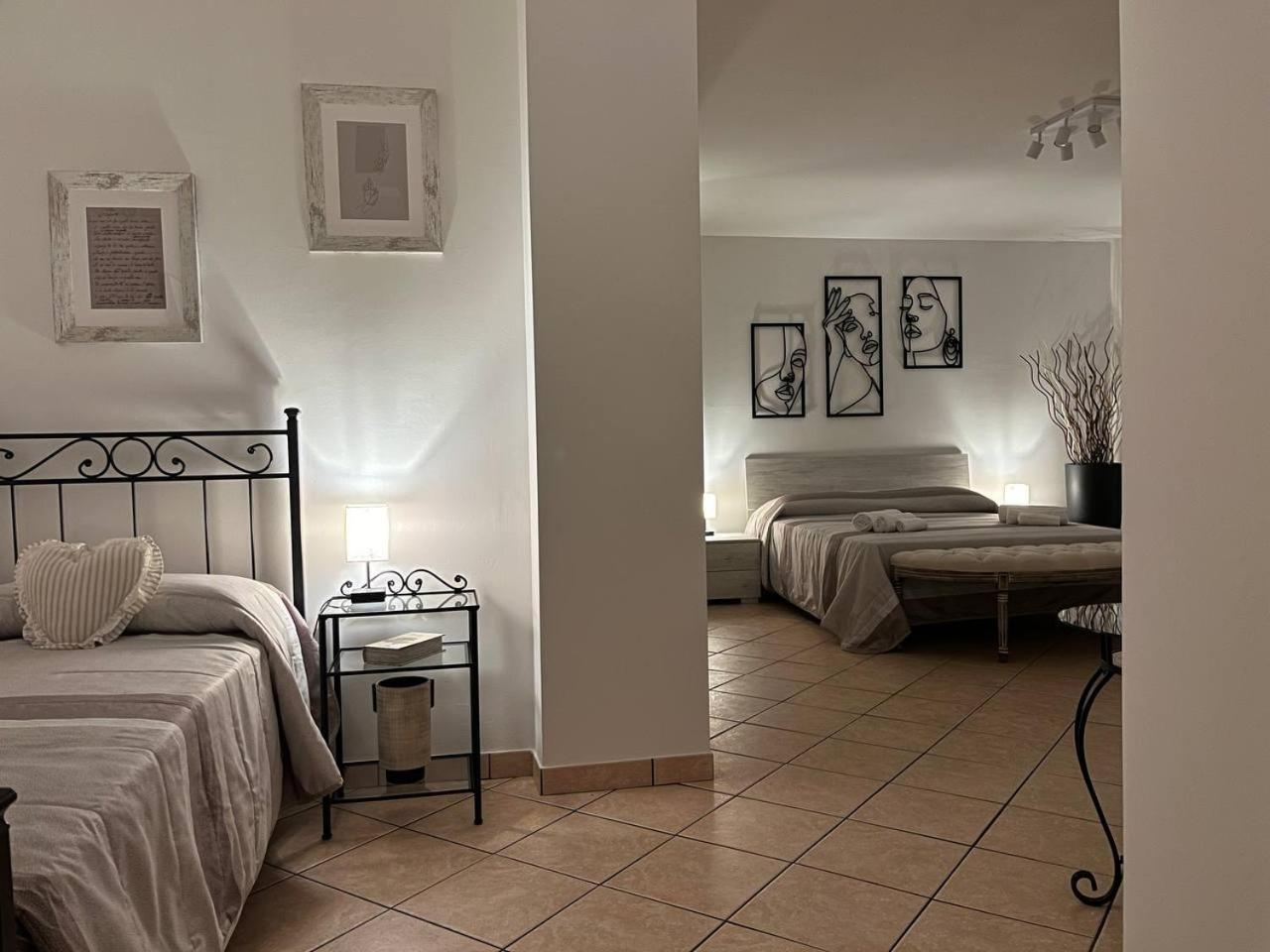 Le Terrazze Apartment เรกานาติ ภายนอก รูปภาพ